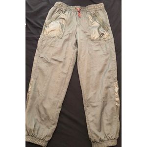 Women’s Nike army green track pants Size M